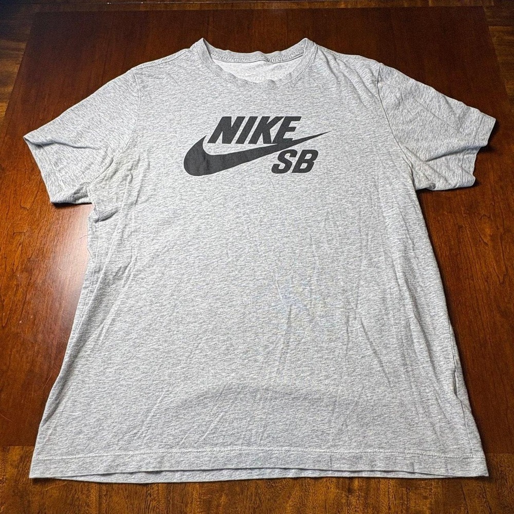 Nike SB Logo Dri-FIT T Shirt Gray Skateboarding Graphic Tee Mens Large